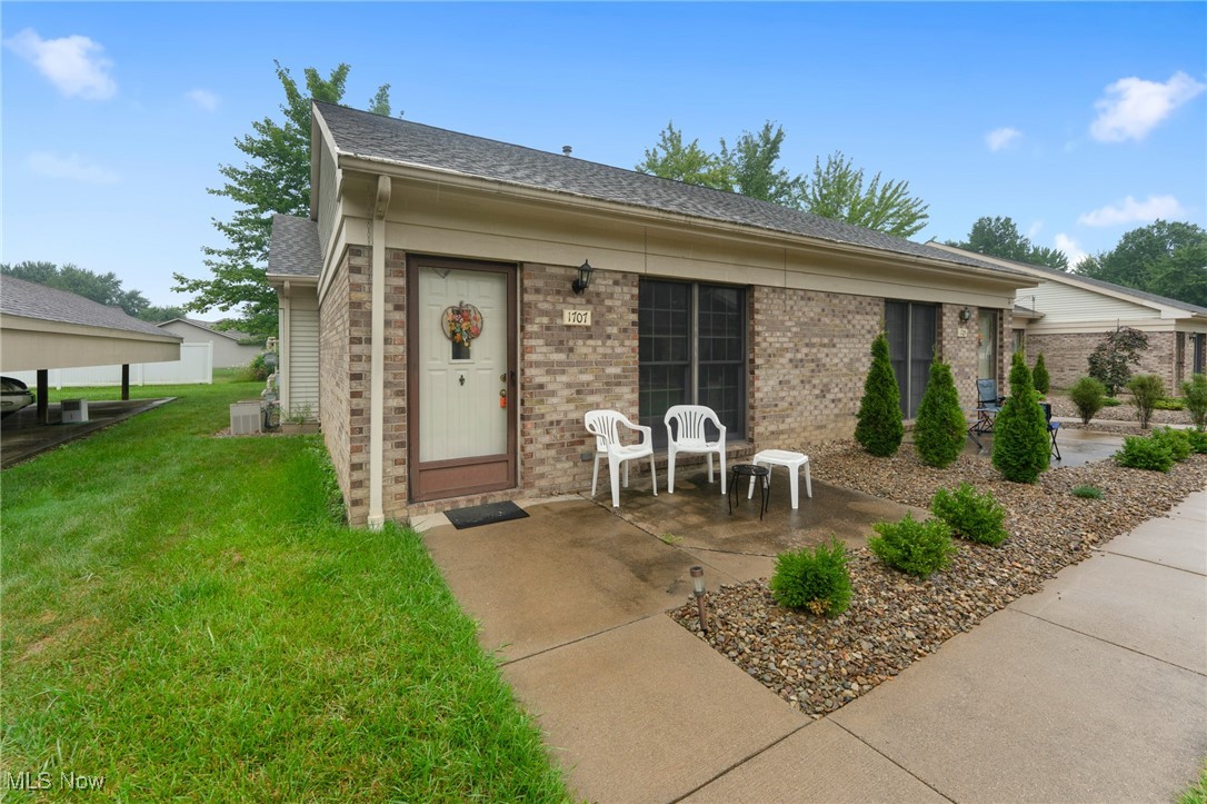 West Hampton Condo - Residential