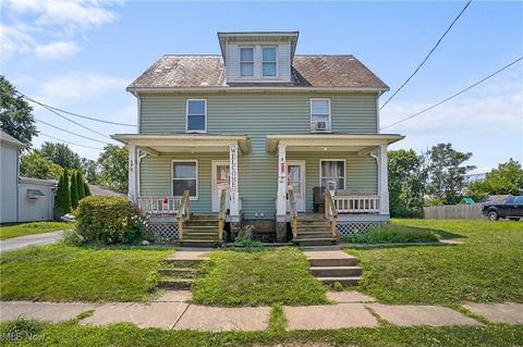 Photo of 201 W Clark Street, East Palestine, OH 44413 (MLS # 5146572)