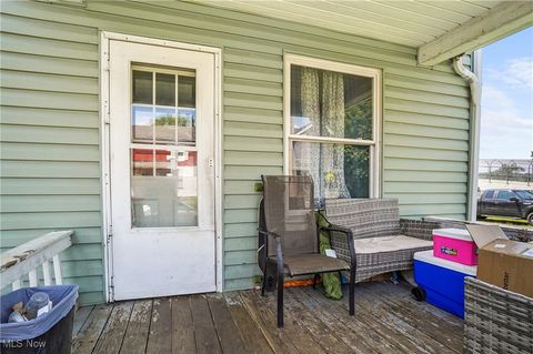 Tiny photo for 201 W Clark Street, East Palestine, OH 44413 (MLS # 5146572)