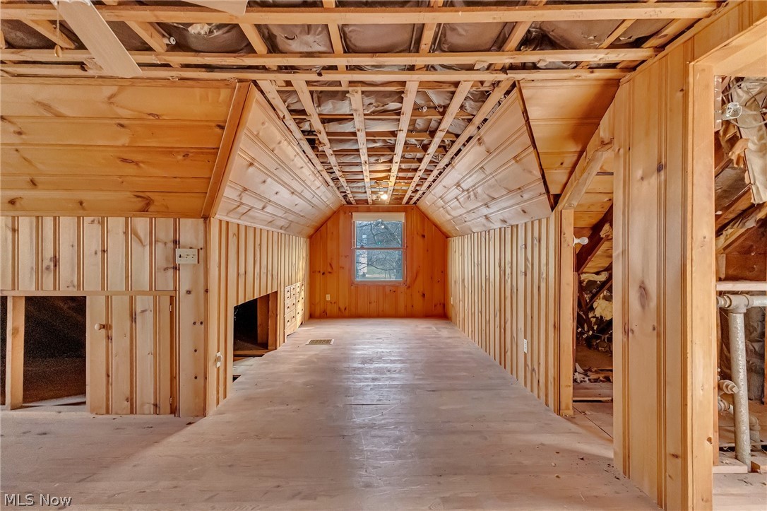 Willoughby Hills Township 03 - Residential