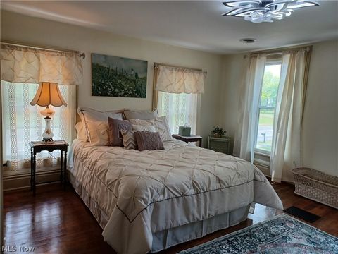 Tiny photo for 164 N Salem Warren Road, North Jackson, OH 44451 (MLS # 5210315)