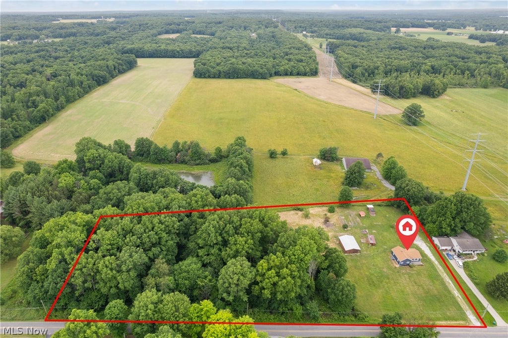 Photo of 4817 Mcclintocksburg Road, Newton Falls, OH 44444 (MLS # 5222700)