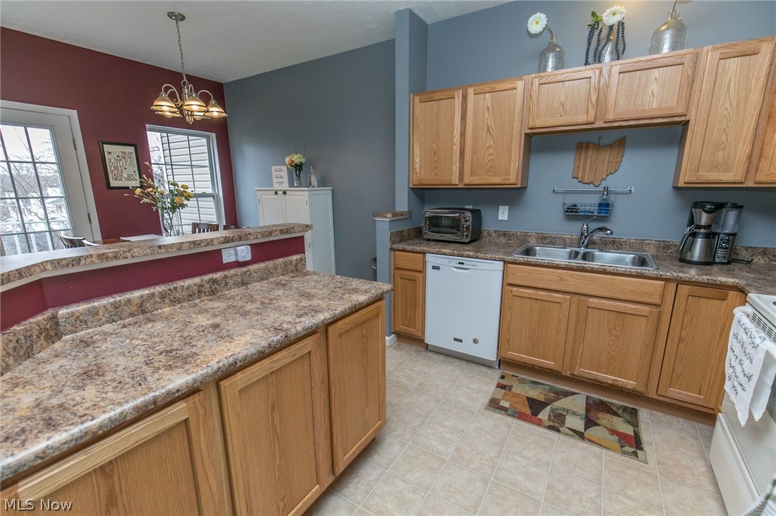 Weatherstone Village Condo - Residential
