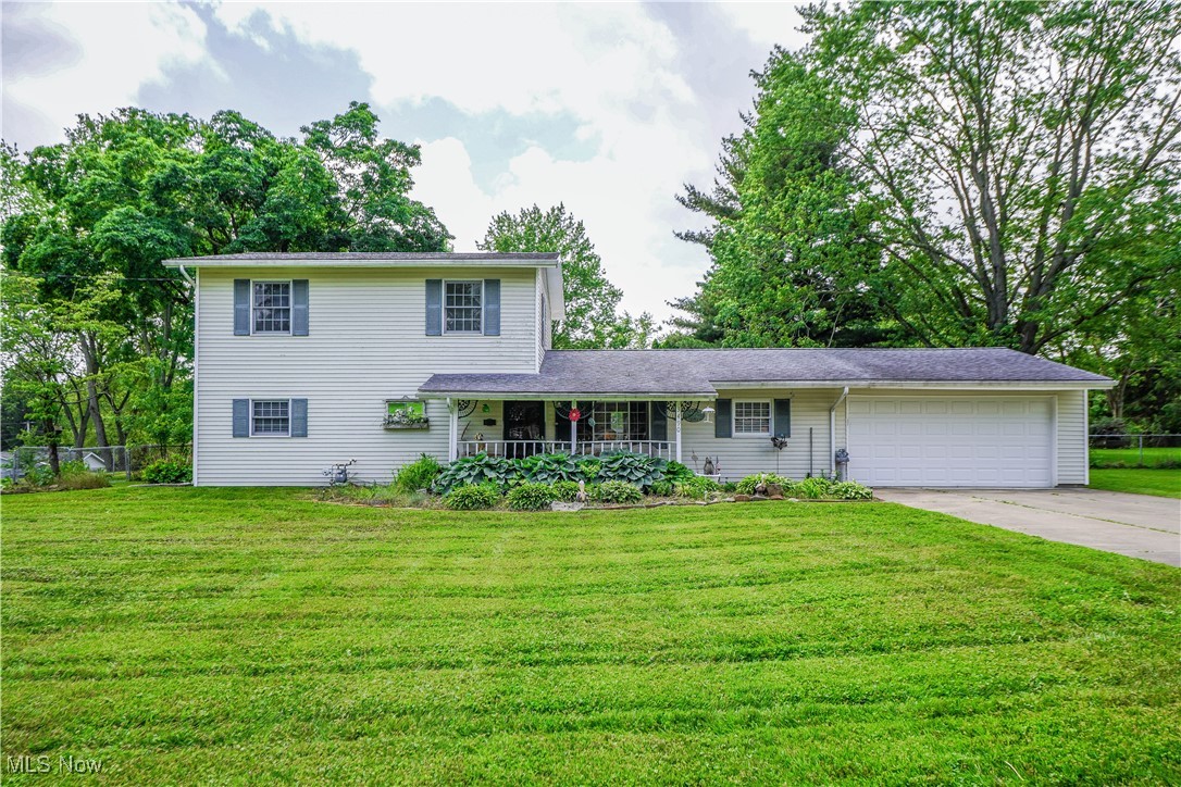 3490 Vanderhoof Road, New Franklin, Ohio image 1