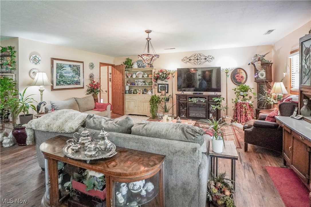 3490 Vanderhoof Road, New Franklin, Ohio image 3