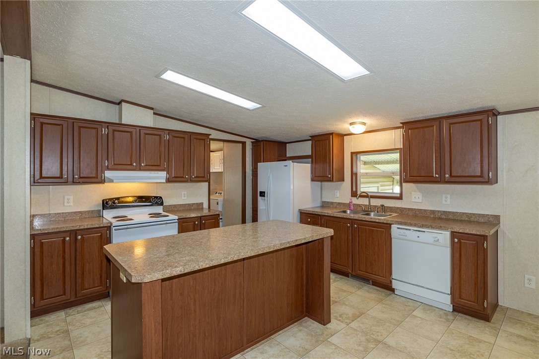 81 Periwinkle Drive