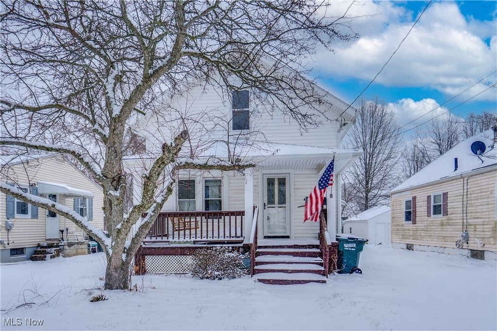 Photo of 57 Waltz Drive, Barberton, OH 44203 (MLS # 5181893)