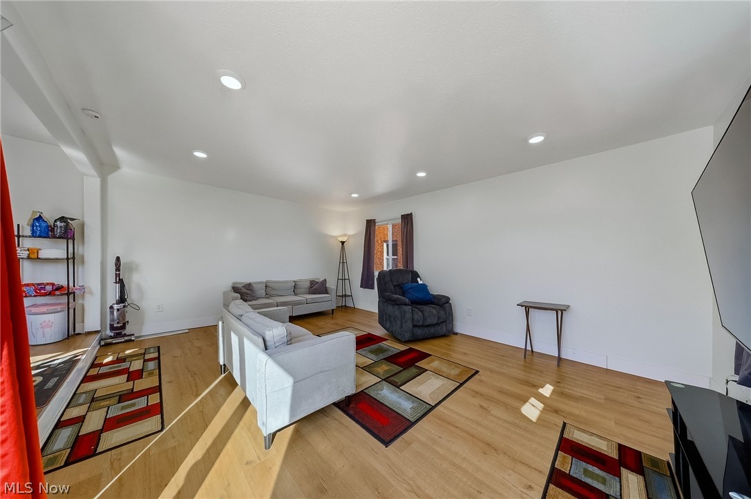 3407 Grovewood Avenue