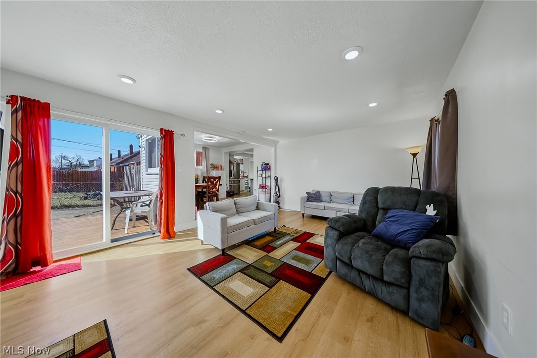 3407 Grovewood Avenue