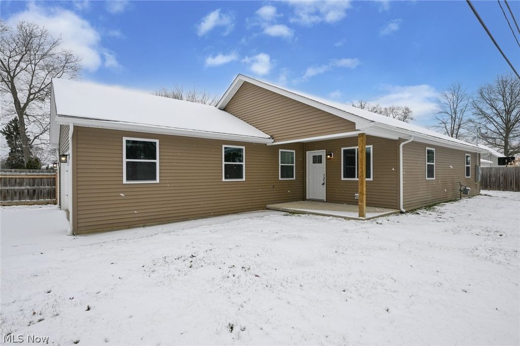 Photo of 10209 Bryant Avenue, Columbia Station, OH 44028 (MLS # 5190009)
