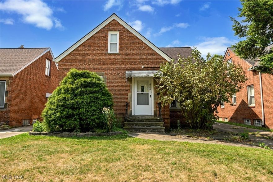 Desirable Brick two-bedroom, one-full-and-half-bathroom cute house looking for you to update and make it your own. If you are looking for a cute small home in the desirable South Euclid, check out this one and make it your own with some TLC.
The basement is 75% finished and has a second toilet. The home has one bedroom on the first floor with a full bath, and the second floor has the second bedroom with all original hardwood flooring. This home has a small bonus room before the back door leading to the wooden deck and a nice small yard for outdoor entertainment. Tour this home today, bring your investors, and submit all offers. Please use the offer link provided in the private remarks section.