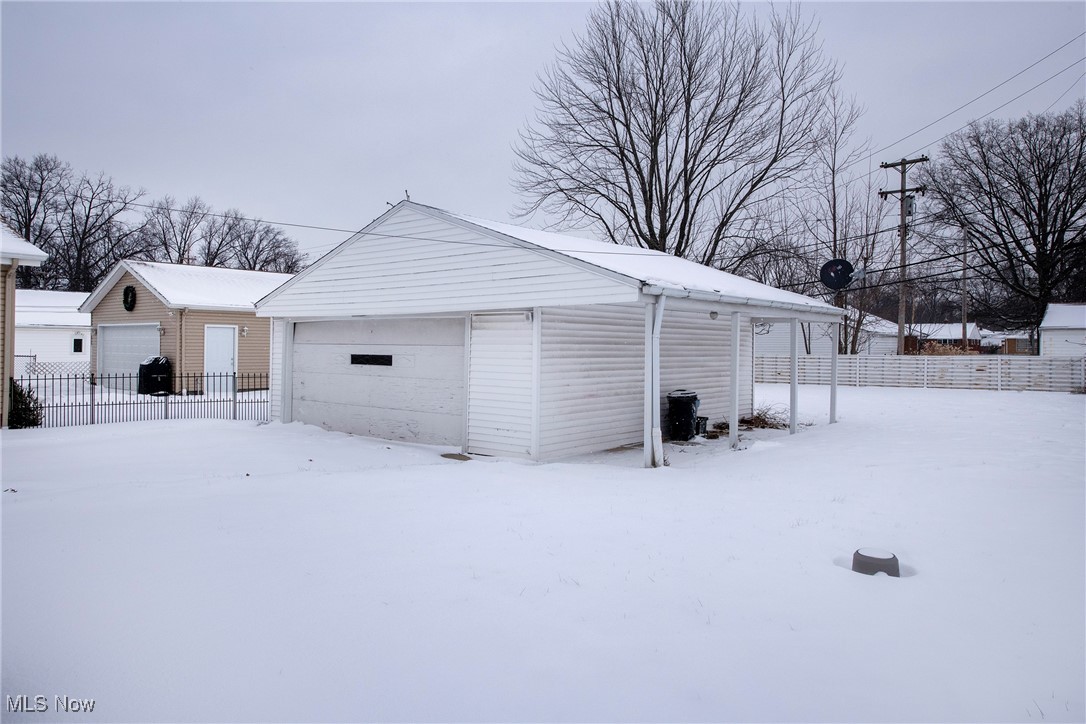 767 Glenhurst Road, Willowick, Ohio image 42