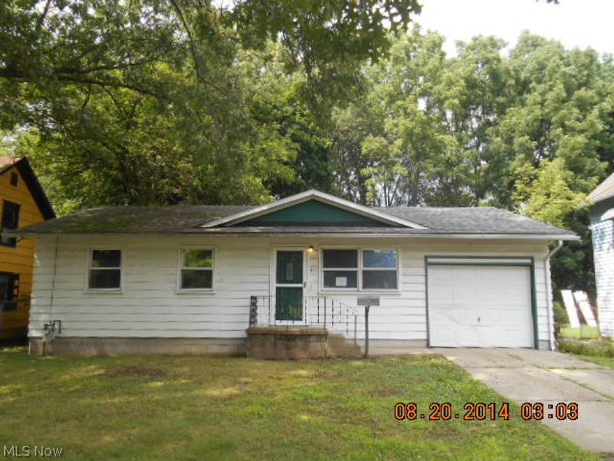 Cozy Ranch with Many Features! Treed Lot! Large deck off kitchen. Fenced in yard. Great Starter or Investment.This property is Listed and Sold in AS IS condition. This property is Eligible under the Freddie Mac First Look Initiative through 9/17/2014. ALL OFFERS SUBMITTED must have : Attachments / Supplementals from the MLS.,Buyers Proof of Funds, Buyers Certified Check made payable to Listing Company.