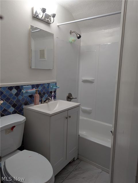 Tiny photo for 1490 E 250th Street, Euclid, OH 44117 (MLS # 5201441)