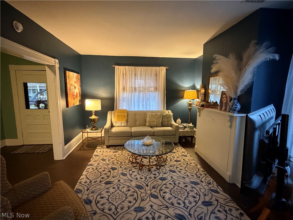 328-330 E Washington Street