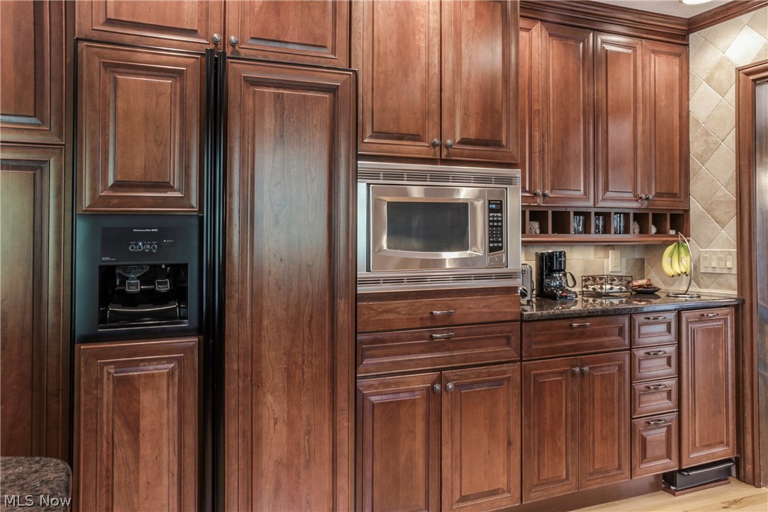 Wyoga Lake Park - Residential