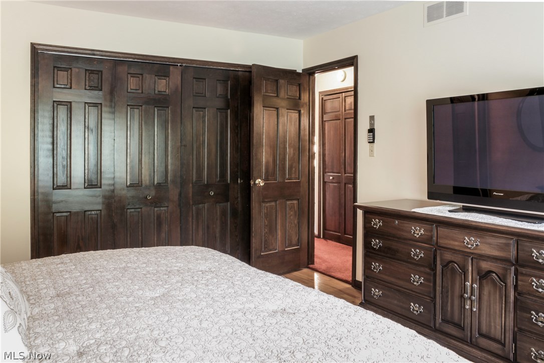 Wyoga Lake Park - Residential