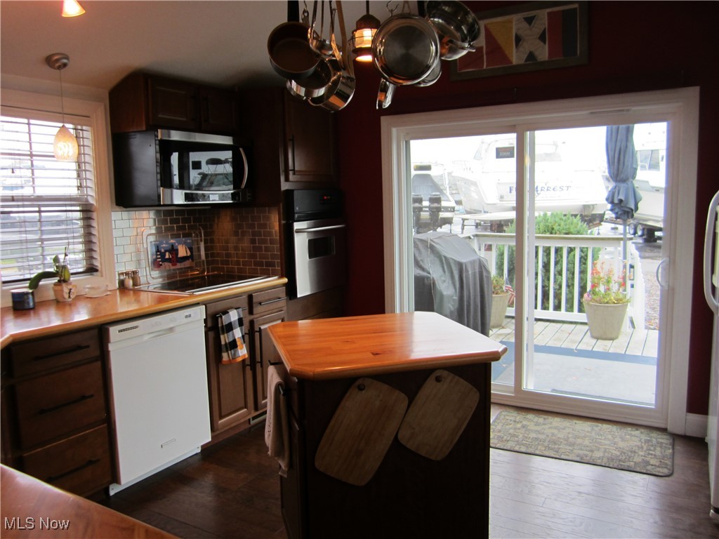 West Harbor Cove - Residential