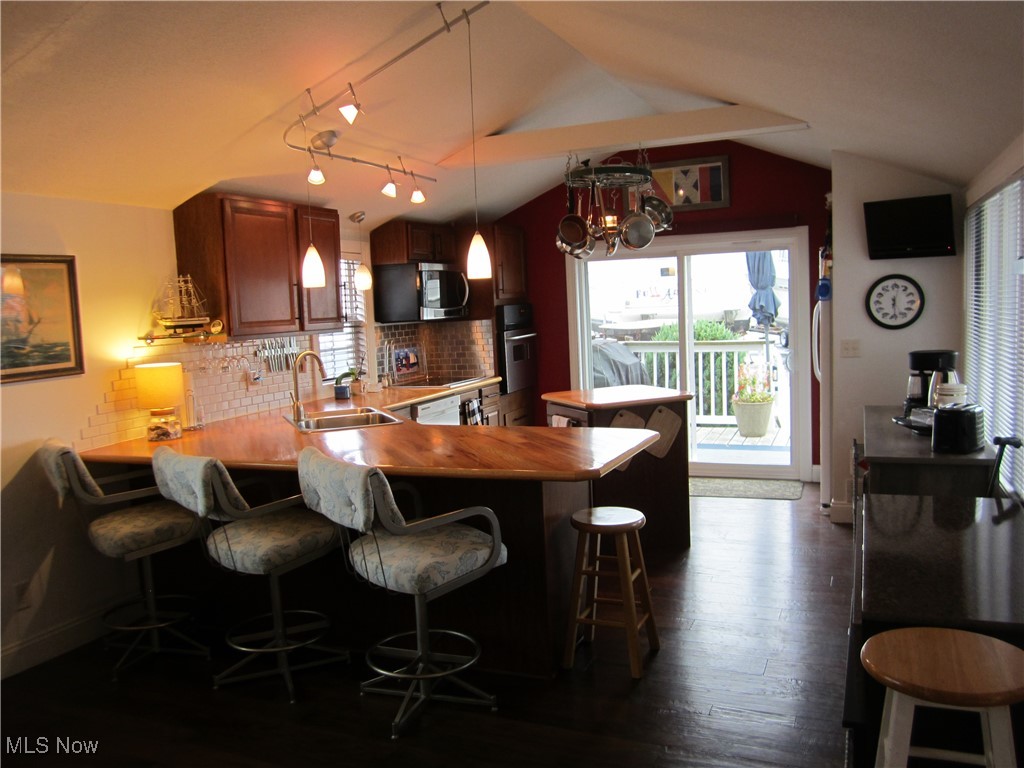 West Harbor Cove - Residential