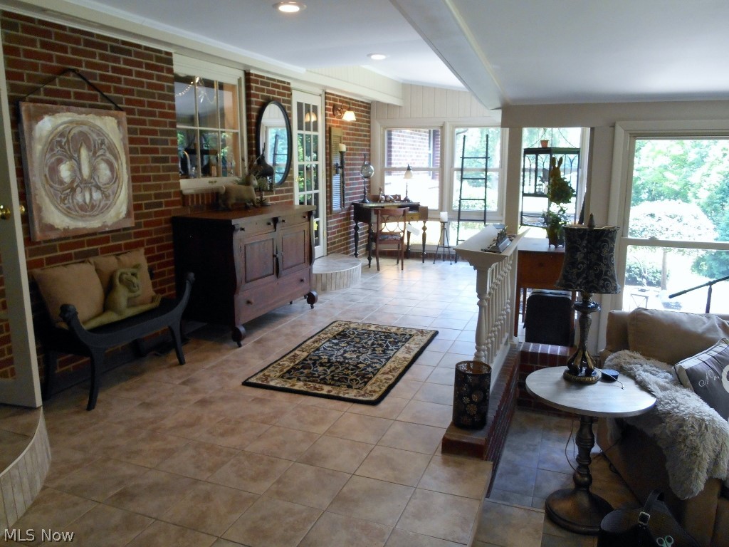 Bonnie Brae - Residential