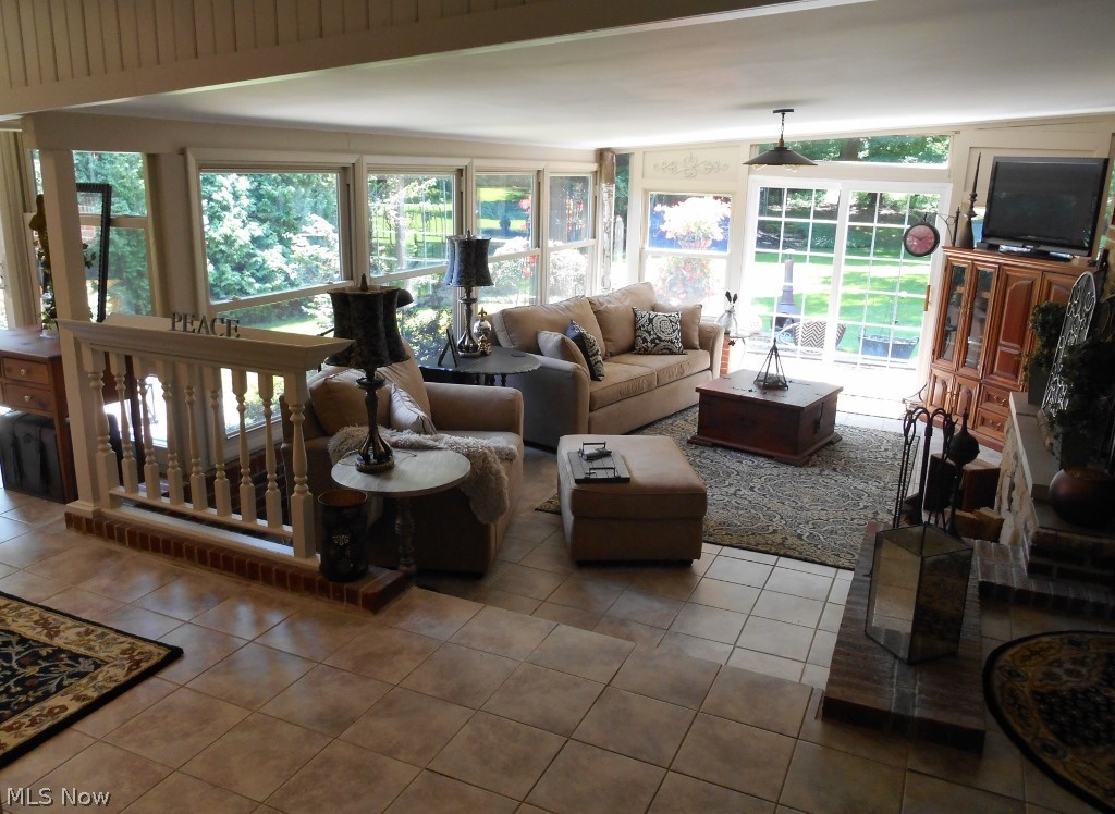 Bonnie Brae - Residential