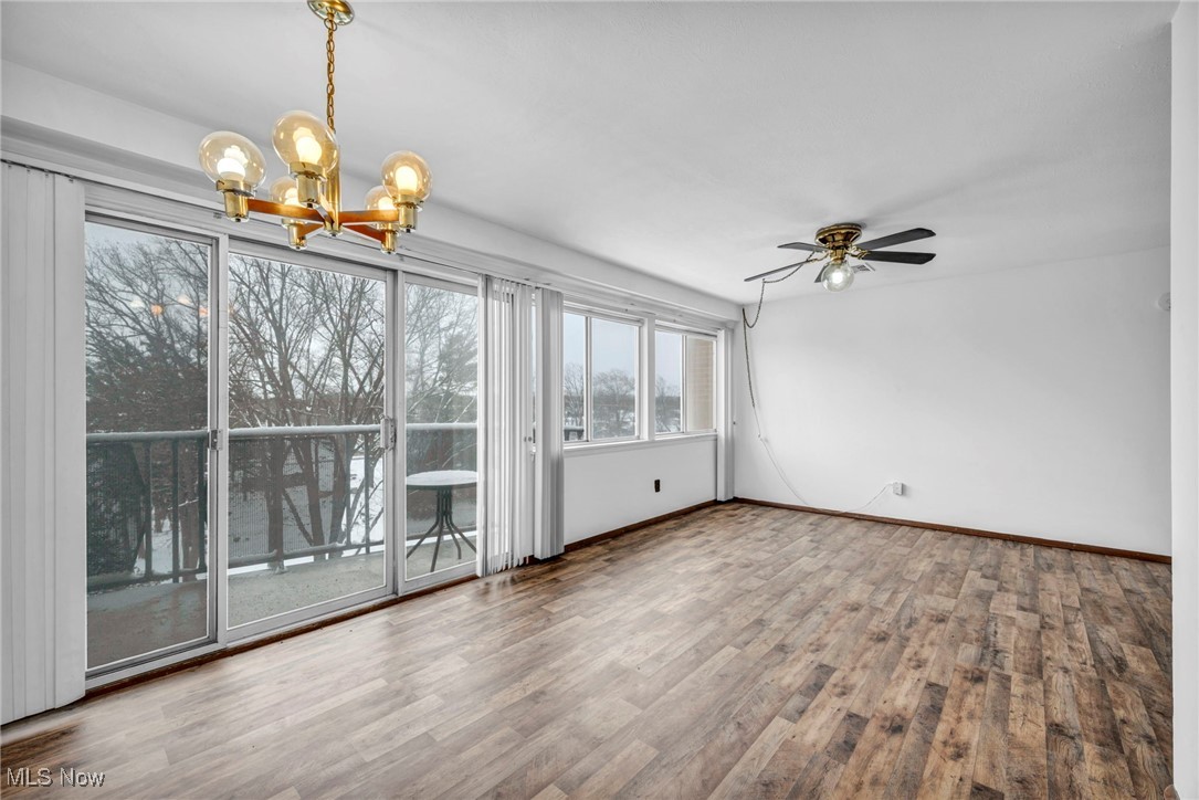 Emerald Towers - Residential