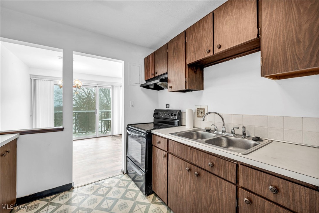 Emerald Towers - Residential