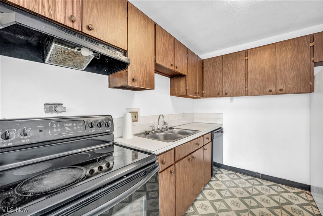 Emerald Towers - Residential