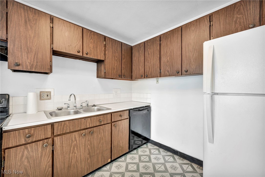 Emerald Towers - Residential