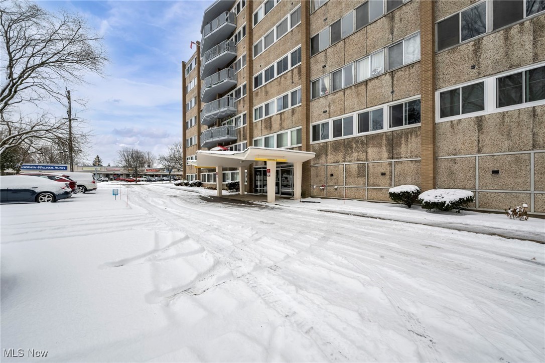 Emerald Towers - Residential