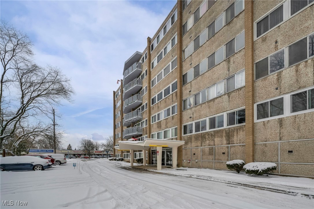 Emerald Towers - Residential