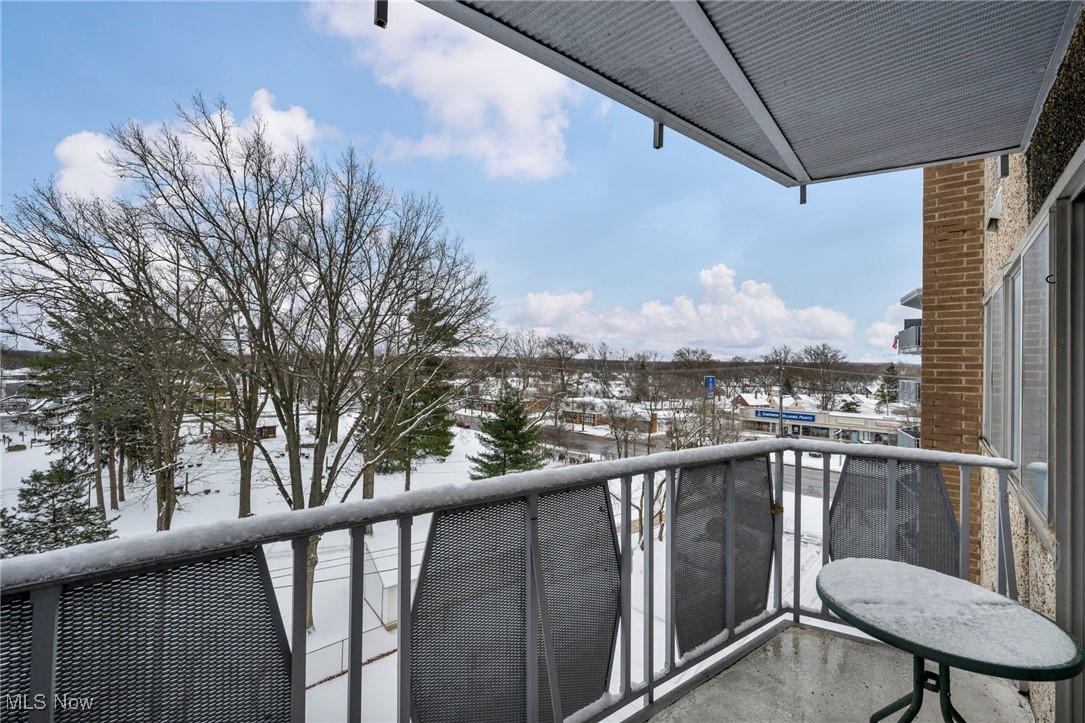 Emerald Towers - Residential