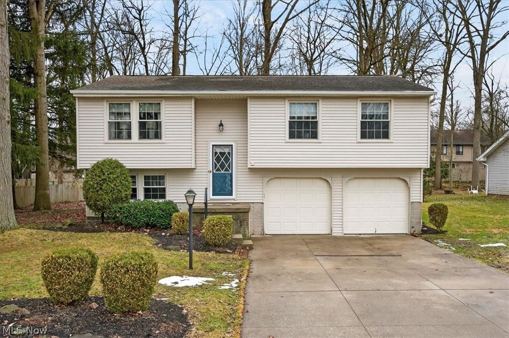 Photo of 10265 Beaver Trail, Aurora, OH 44202 (MLS # 5190980)