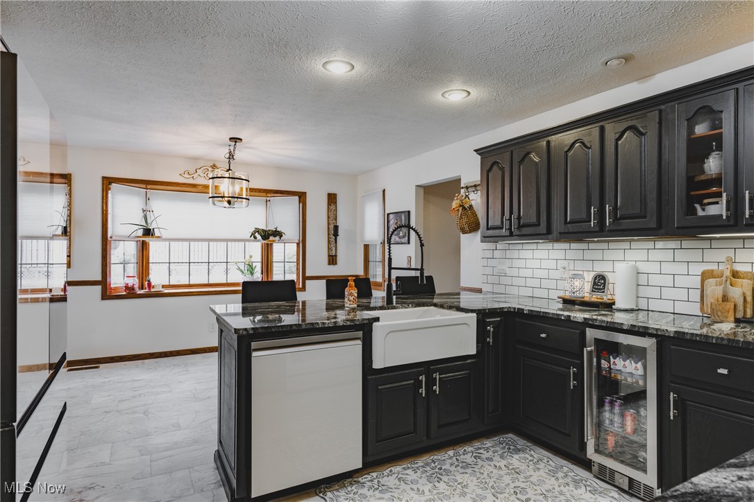 1412 Boulevard Drive, Belpre, Ohio image 11