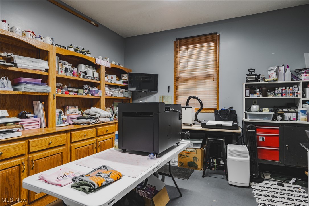 1412 Boulevard Drive, Belpre, Ohio image 38