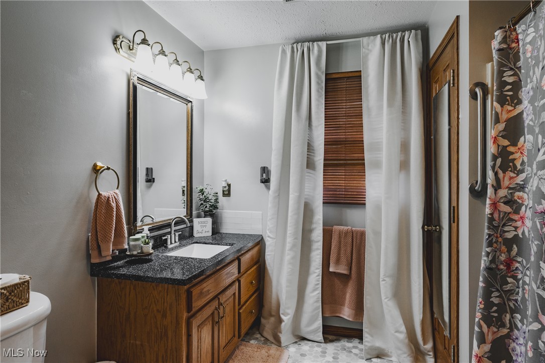 1412 Boulevard Drive, Belpre, Ohio image 33