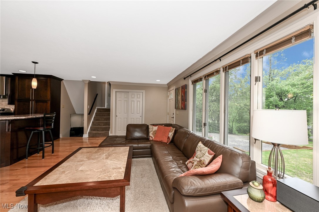 3576 Ellen Drive, Akron, Ohio image 15