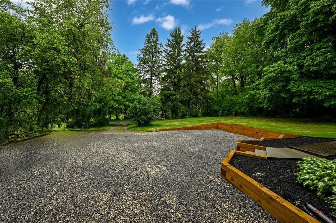 3576 Ellen Drive, Akron, Ohio image 3