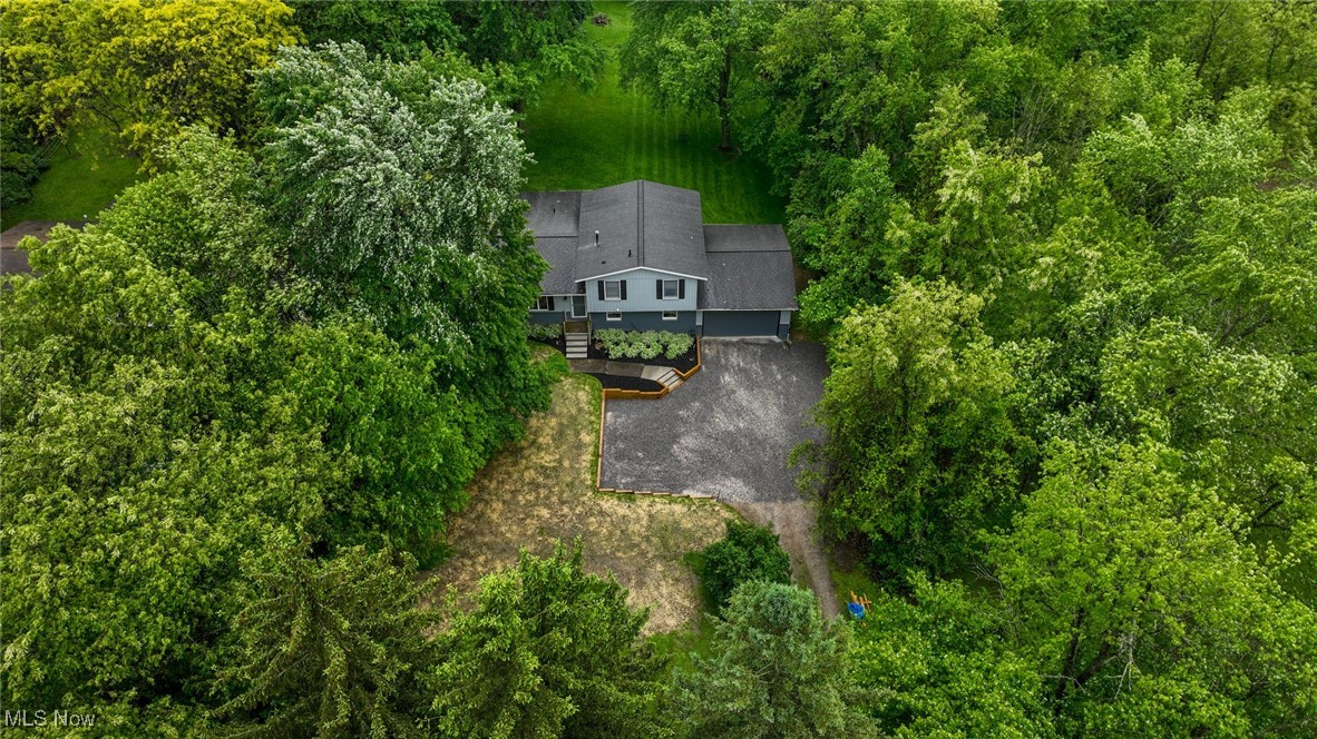 3576 Ellen Drive, Akron, Ohio image 13