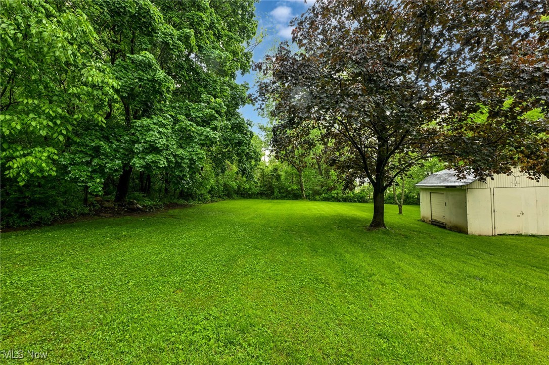 3576 Ellen Drive, Akron, Ohio image 10