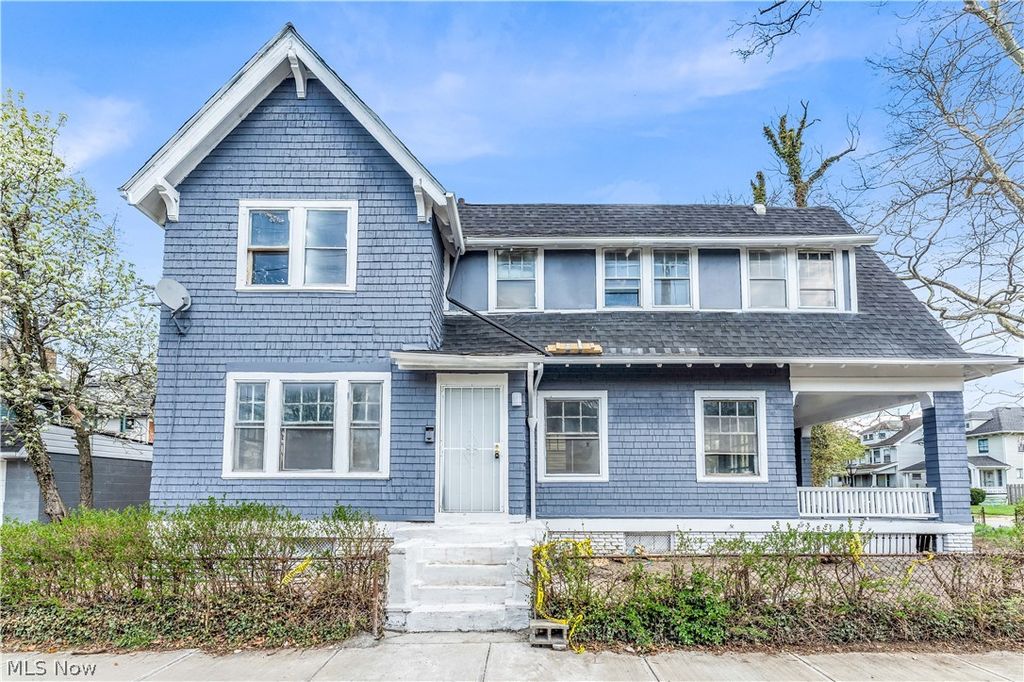 Photo of 9303 Kempton Avenue, Cleveland, OH 44108 (MLS # 5201388)