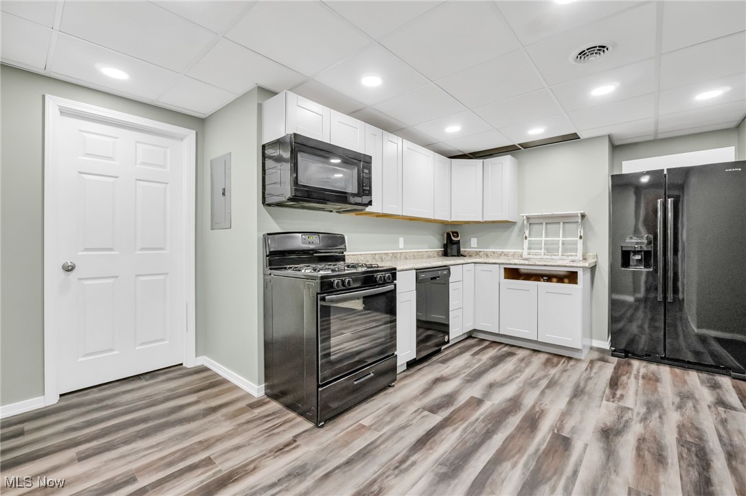 10905 Scranton Woods Trail, Newbury, Ohio image 31