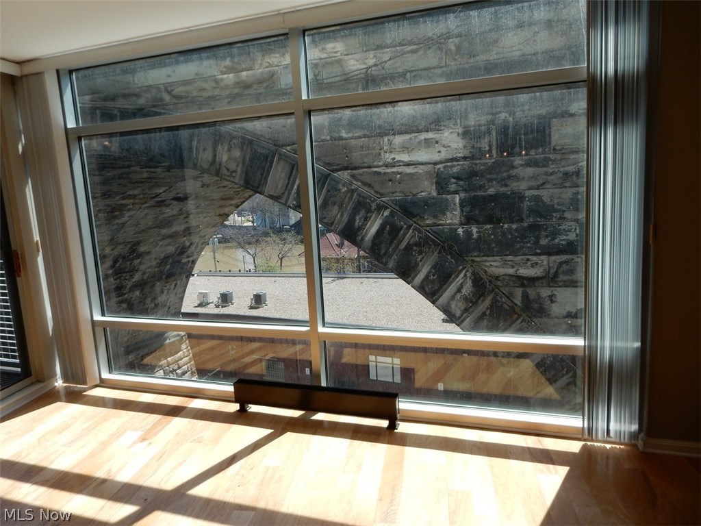 Stonebridge Plaza Condominiums - Residential