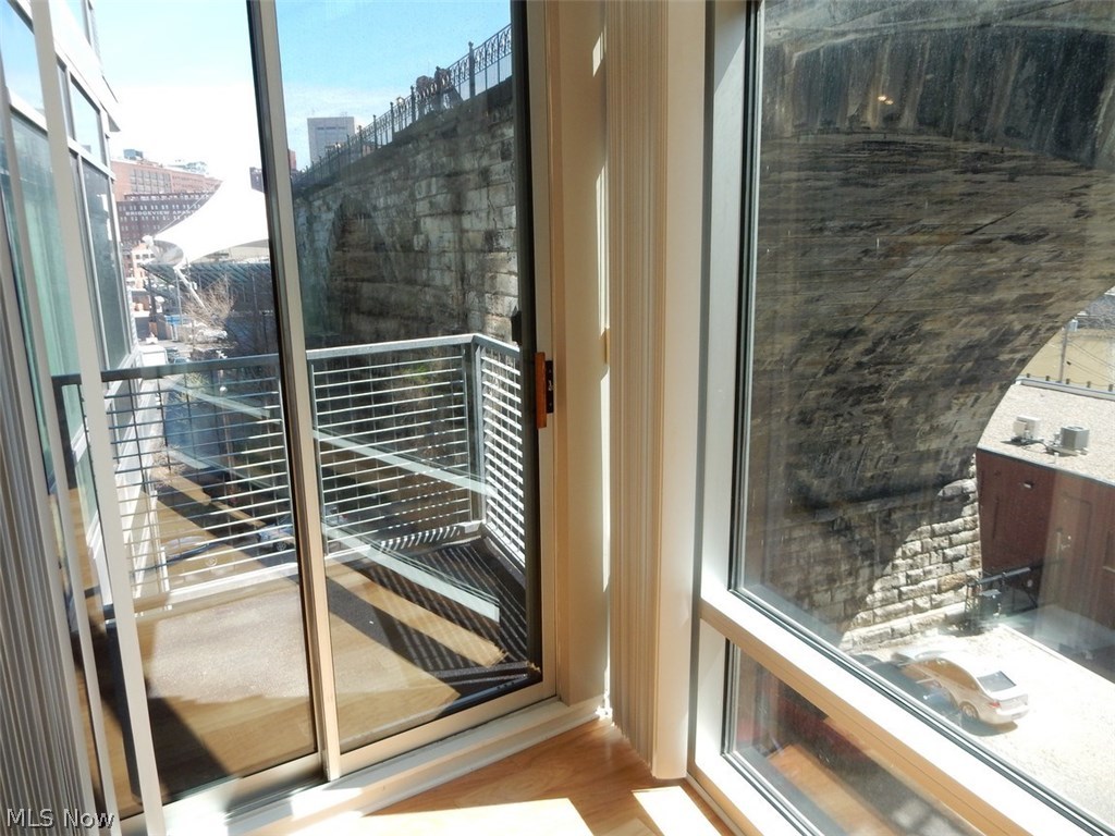 Stonebridge Plaza Condominiums - Residential