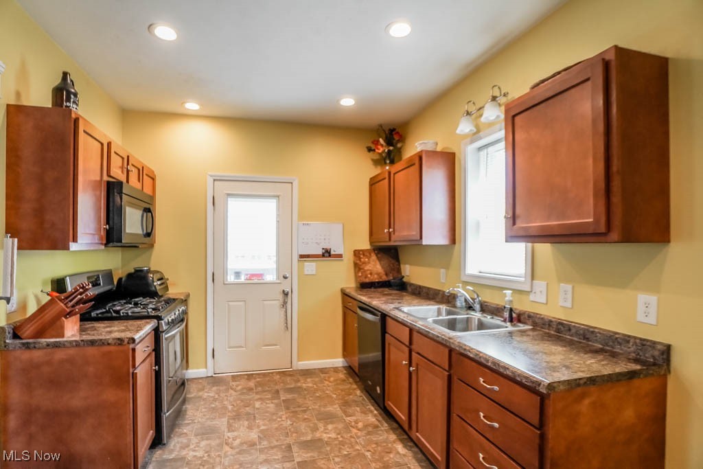 369 4th Street, New Philadelphia, Ohio image 11