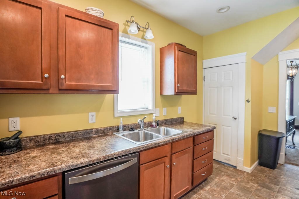 369 4th Street, New Philadelphia, Ohio image 12