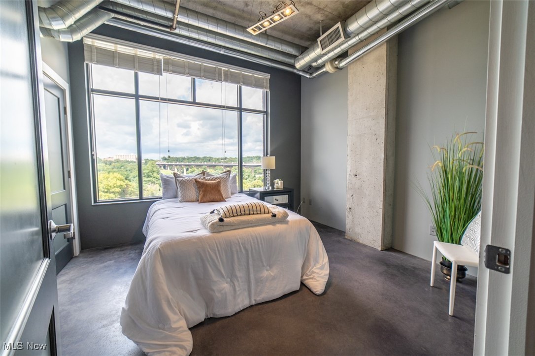 Northside Lofts Condo I - Residential Lease