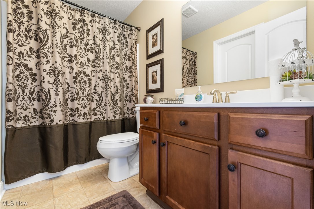 6469 Harness Circle, Canton, Ohio image 24