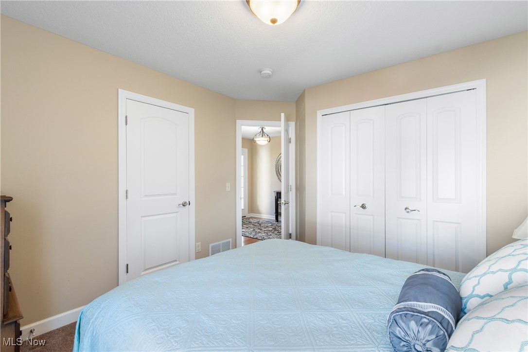 6469 Harness Circle, Canton, Ohio image 26