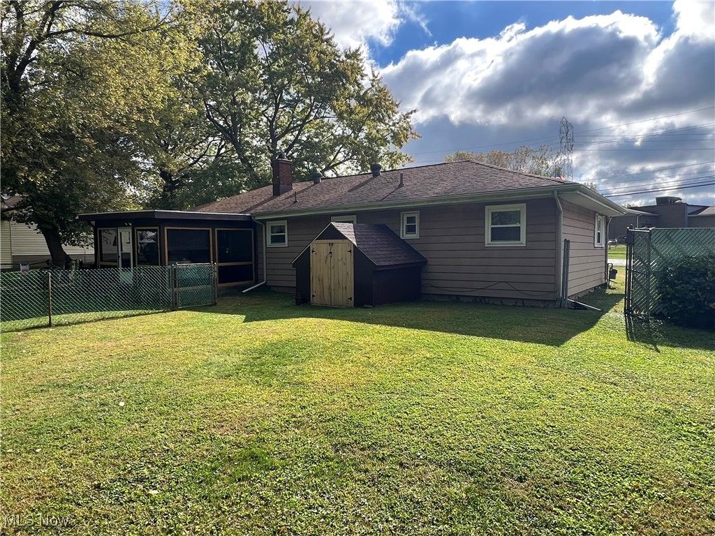 Photo of 1805 W 19th Street, Ashtabula, OH 44004 (MLS # 5166086)
